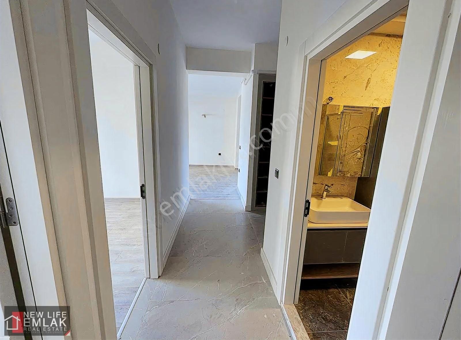 Kuşadasında Müstakil Tadında Bahçe Katı Satılık Daire - Görsel 16