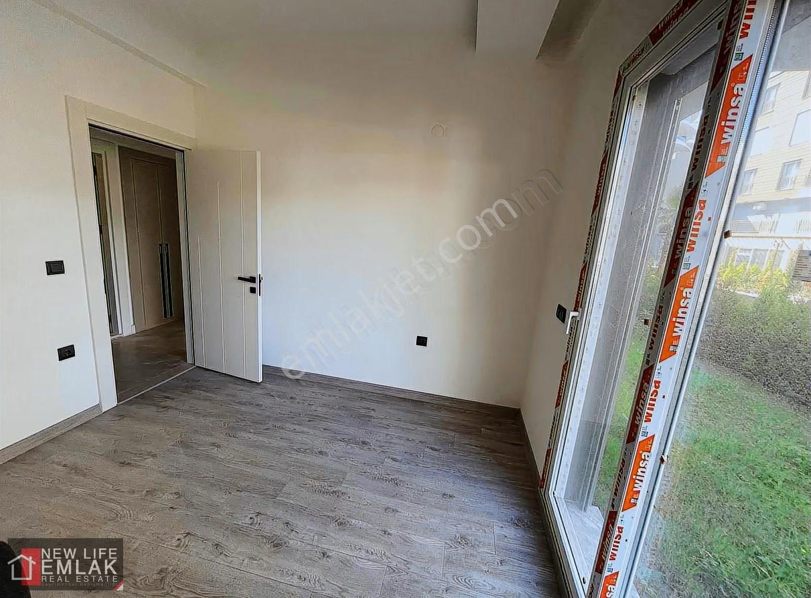 Kuşadasında Müstakil Tadında Bahçe Katı Satılık Daire - Görsel 8