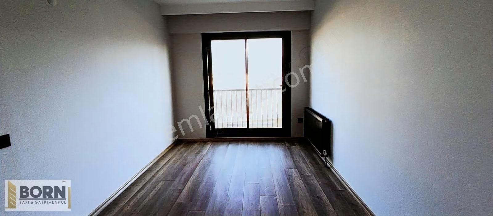 Bornovanın Nüans Sitesinde Çok Geniş Teraslı Kiralık 3+1 Daire - Görsel 25