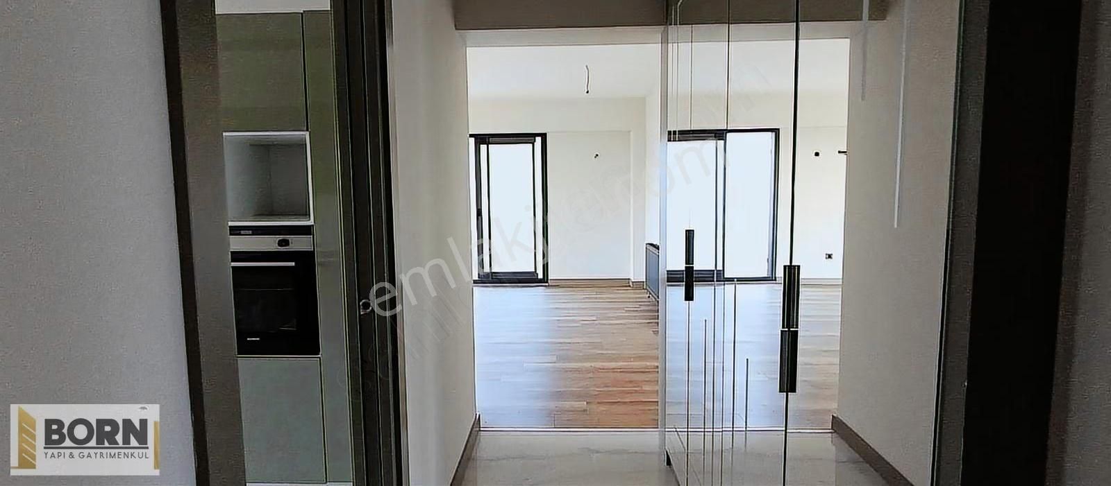 Bornovanın Nüans Sitesinde Çok Geniş Teraslı Kiralık 3+1 Daire - Görsel 4
