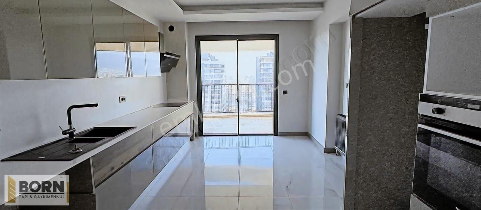 Bornovanın Nüans Sitesinde Çok Geniş Teraslı Kiralık 3+1 Daire - Görsel 30