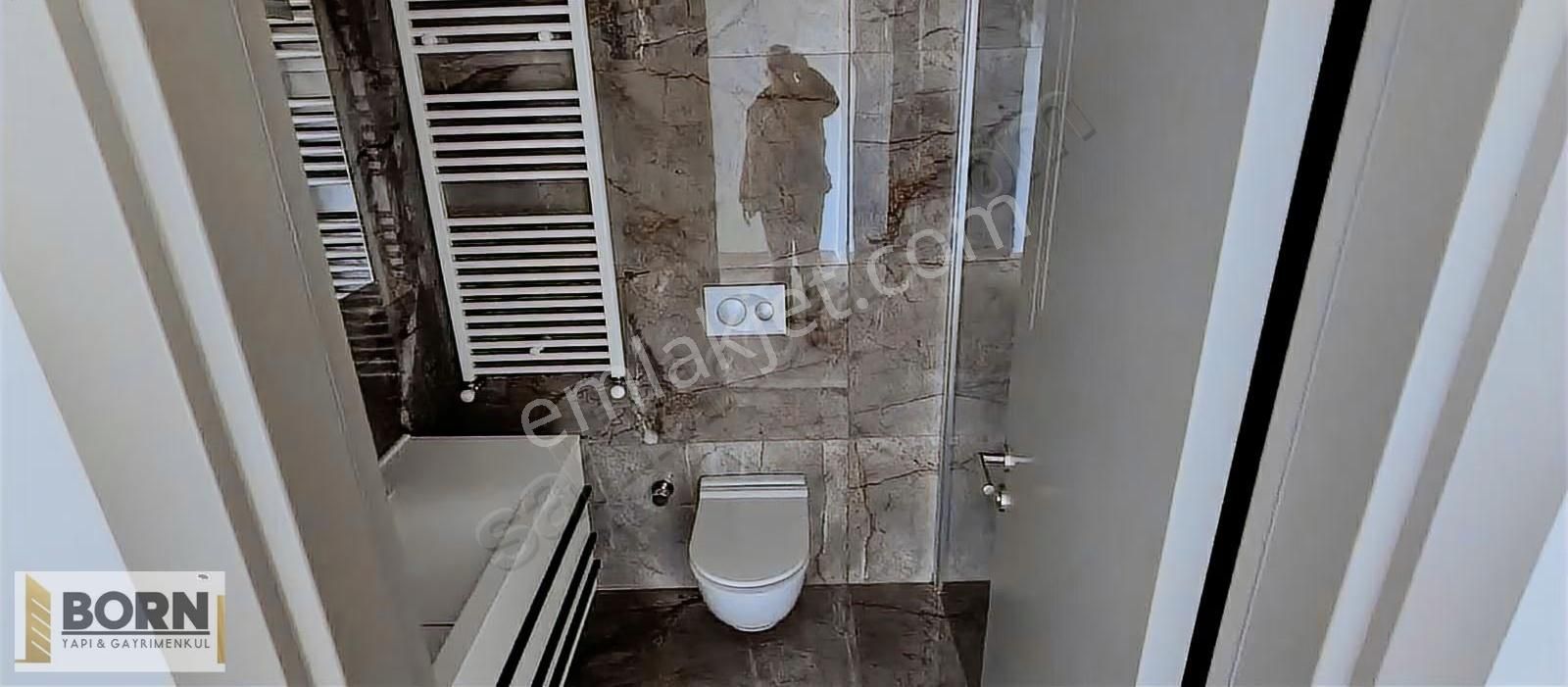 Bornovanın Nüans Sitesinde Çok Geniş Teraslı Kiralık 3+1 Daire - Görsel 21