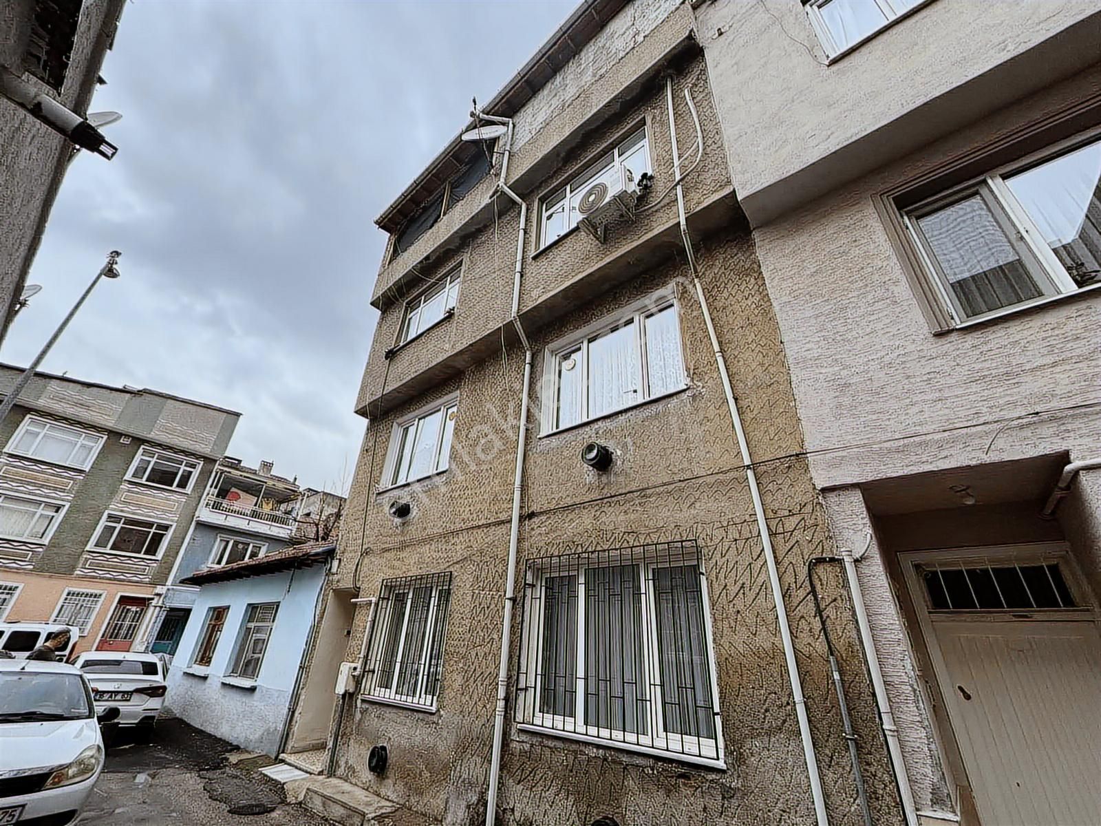 Bursa Osmangazi Koğukçınar Mahallesinde Satılık Müstakil Ev