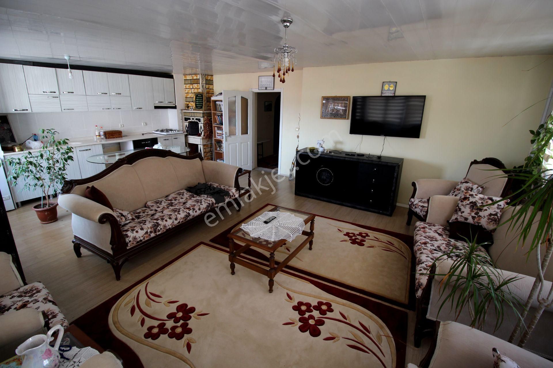 Emre Emlaktan Elvankent Topçu'da 4+1 Teraslı Satılık Daire - Görsel 16