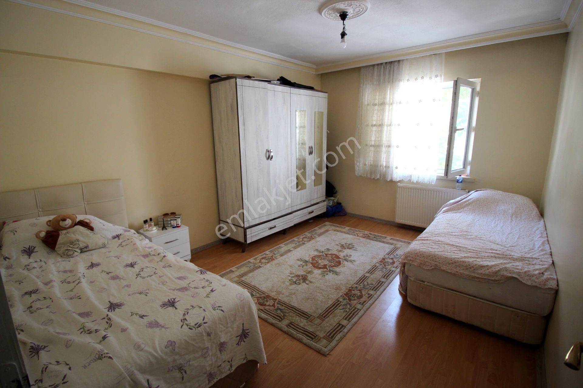 Emre Emlaktan Elvankent Topçu'da 4+1 Teraslı Satılık Daire - Görsel 7