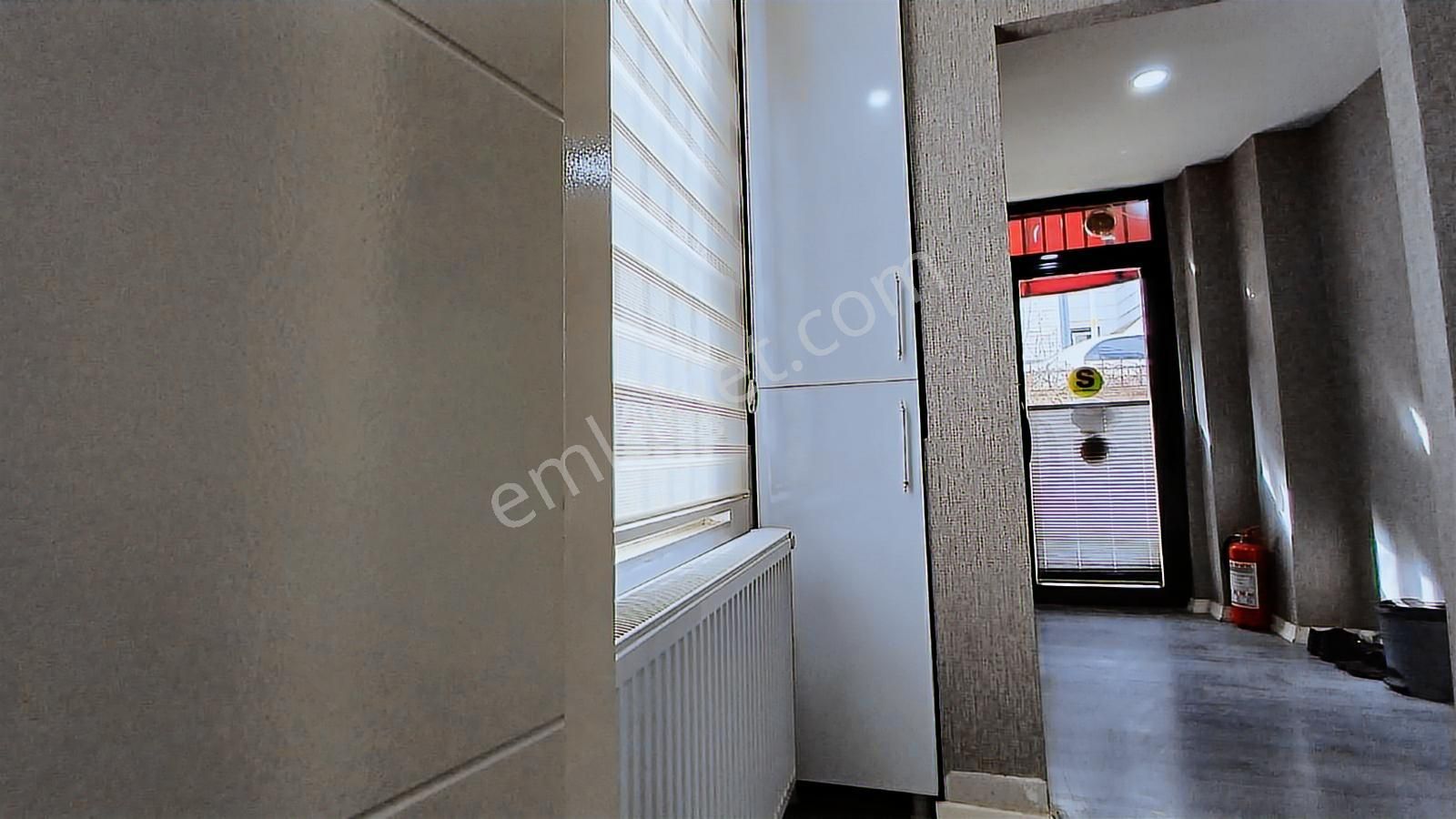 Ful Eşyalı Satılık Ofis - Görsel 14