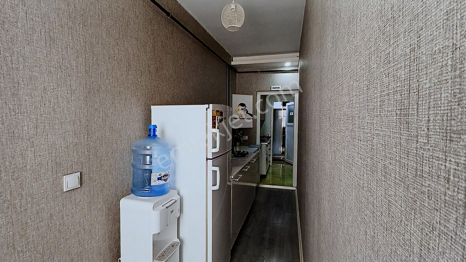 Ful Eşyalı Satılık Ofis - Görsel 18