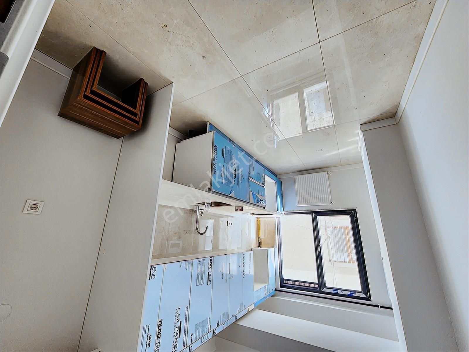 Sıfır Binada, Merkezi Lokasyon, Ayrı Mutfak, E. Banyo, Ferah 2+1 - Görsel 13