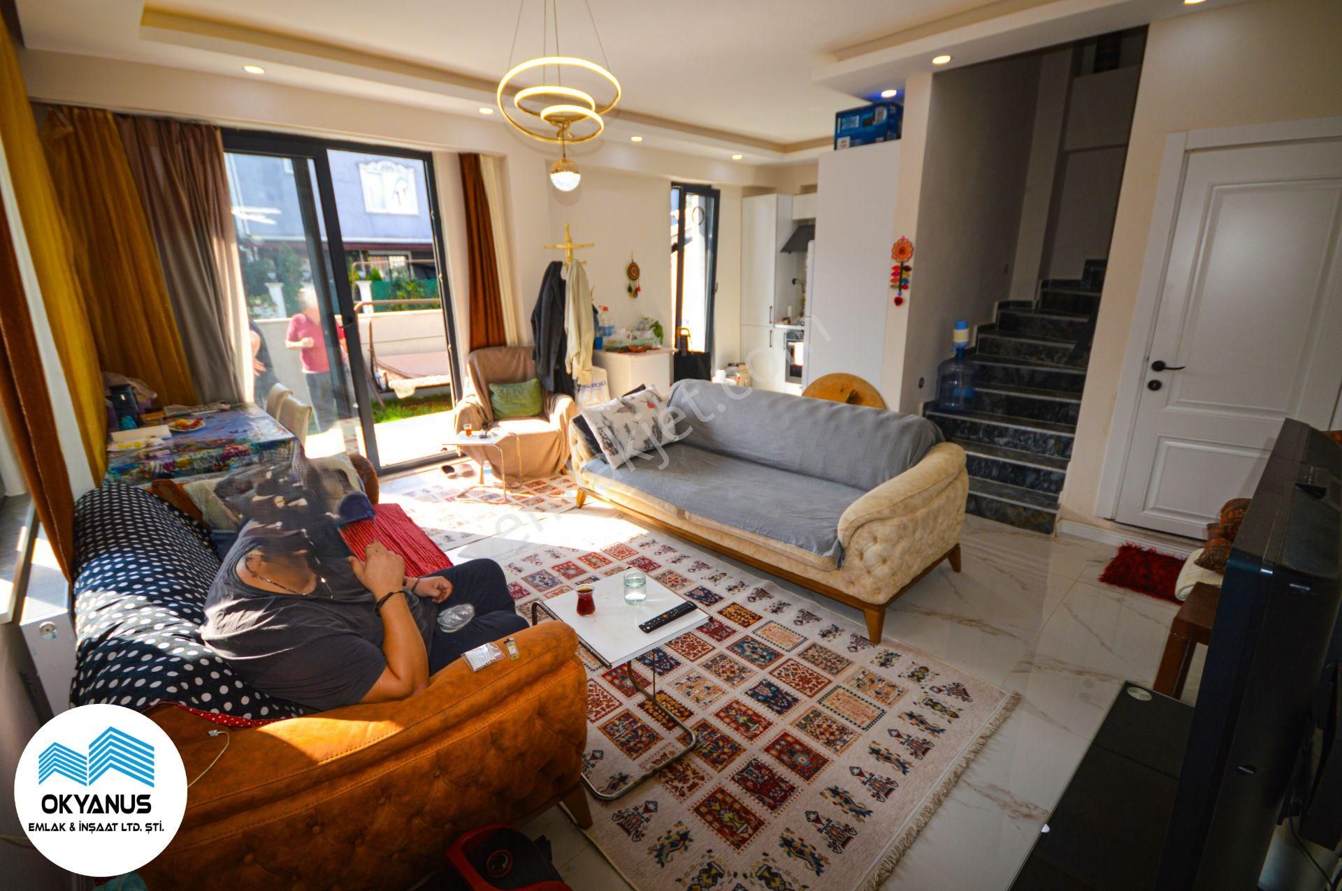 Kocaali Denizin Dibinde Müstakil Bahçeli Şık Villa Okyanustan - Görsel 18