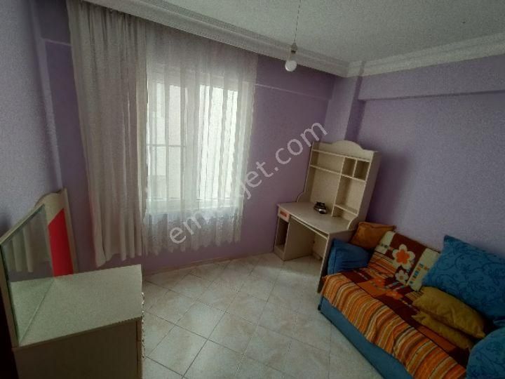 Balıkesir Edremit Akçayda Ara Kat Üç Cepheli Satılık 2+1 Eşyalı Daire - Görsel 16