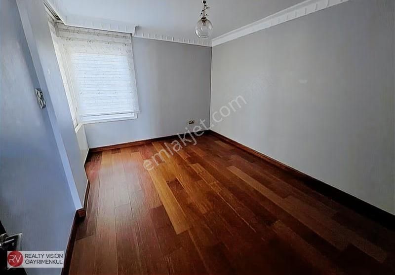 -çekmeköy Merkez-okullar Bölgesinde Kapalı Garajlı Satılık Villa - Görsel 5