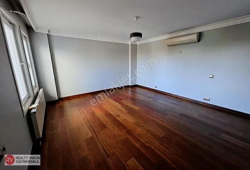 -çekmeköy Merkez-okullar Bölgesinde Kapalı Garajlı Satılık Villa - Görsel 21