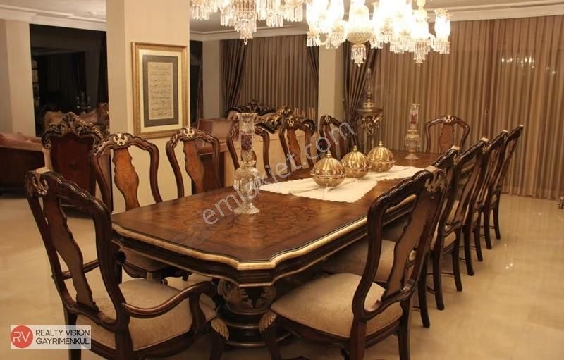 Boğazın İncisi Çengelköy'de Manzaralı Harika Bir Malikane - Görsel 6