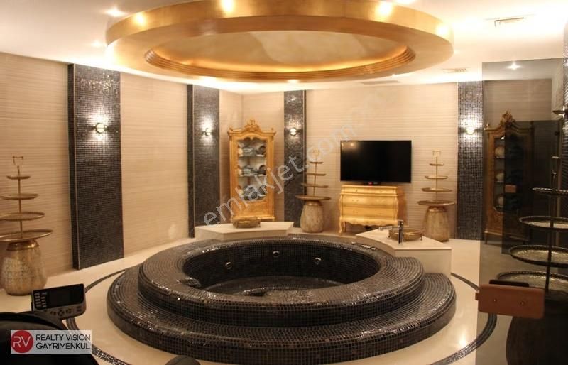 Boğazın İncisi Çengelköy'de Manzaralı Harika Bir Malikane - Görsel 15