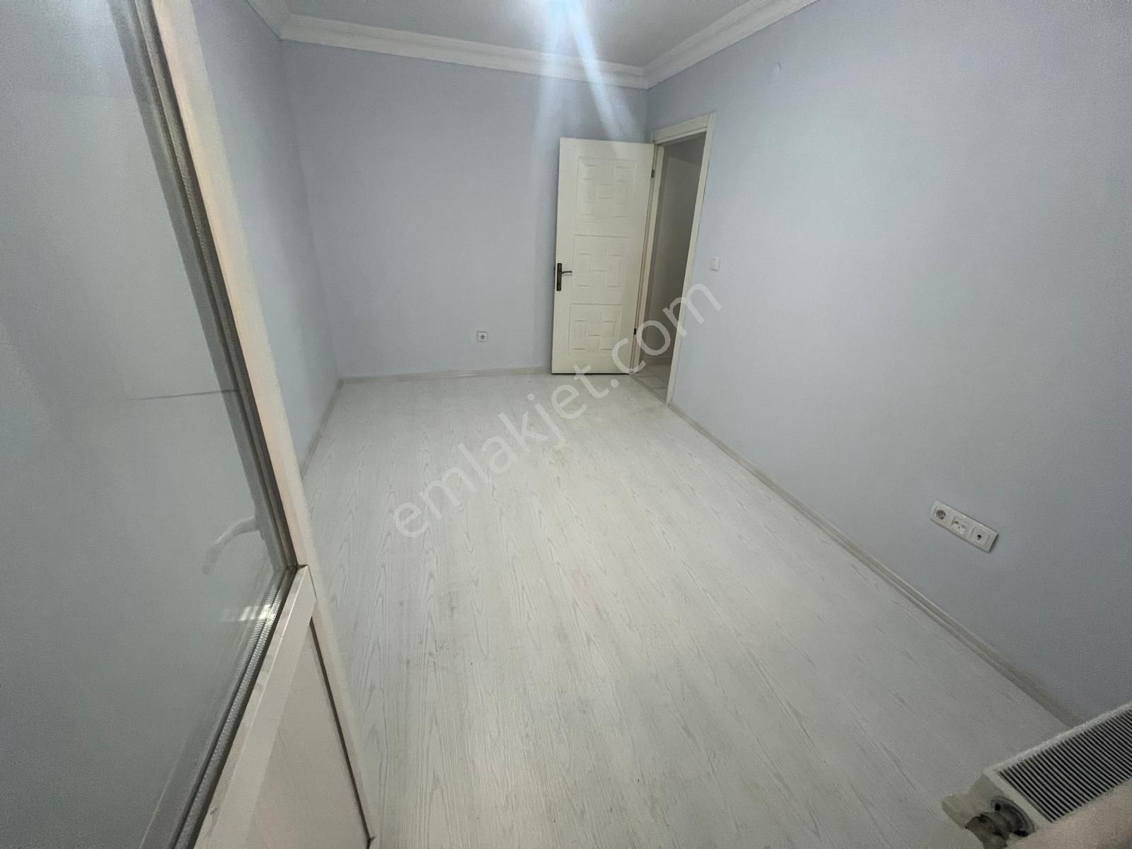 Satılık Ana Cadde Üzeri İskanlı Kullanışlı Ters Dubleks - Görsel 30