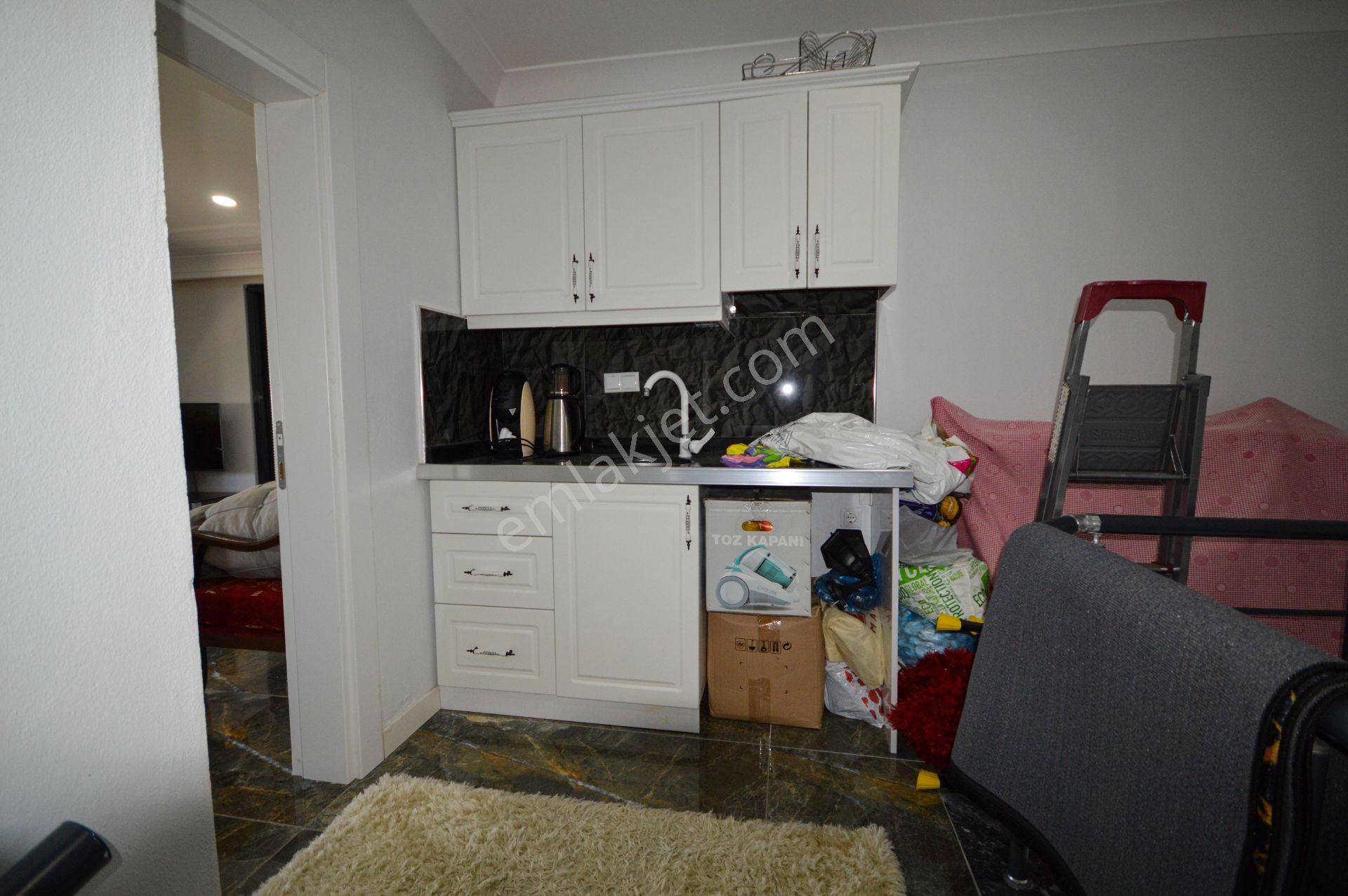 Kocaali Sahilde Müstakil Havuzlu Bahçeli Jakuzili Şık Villa Okyanustan - Görsel 31