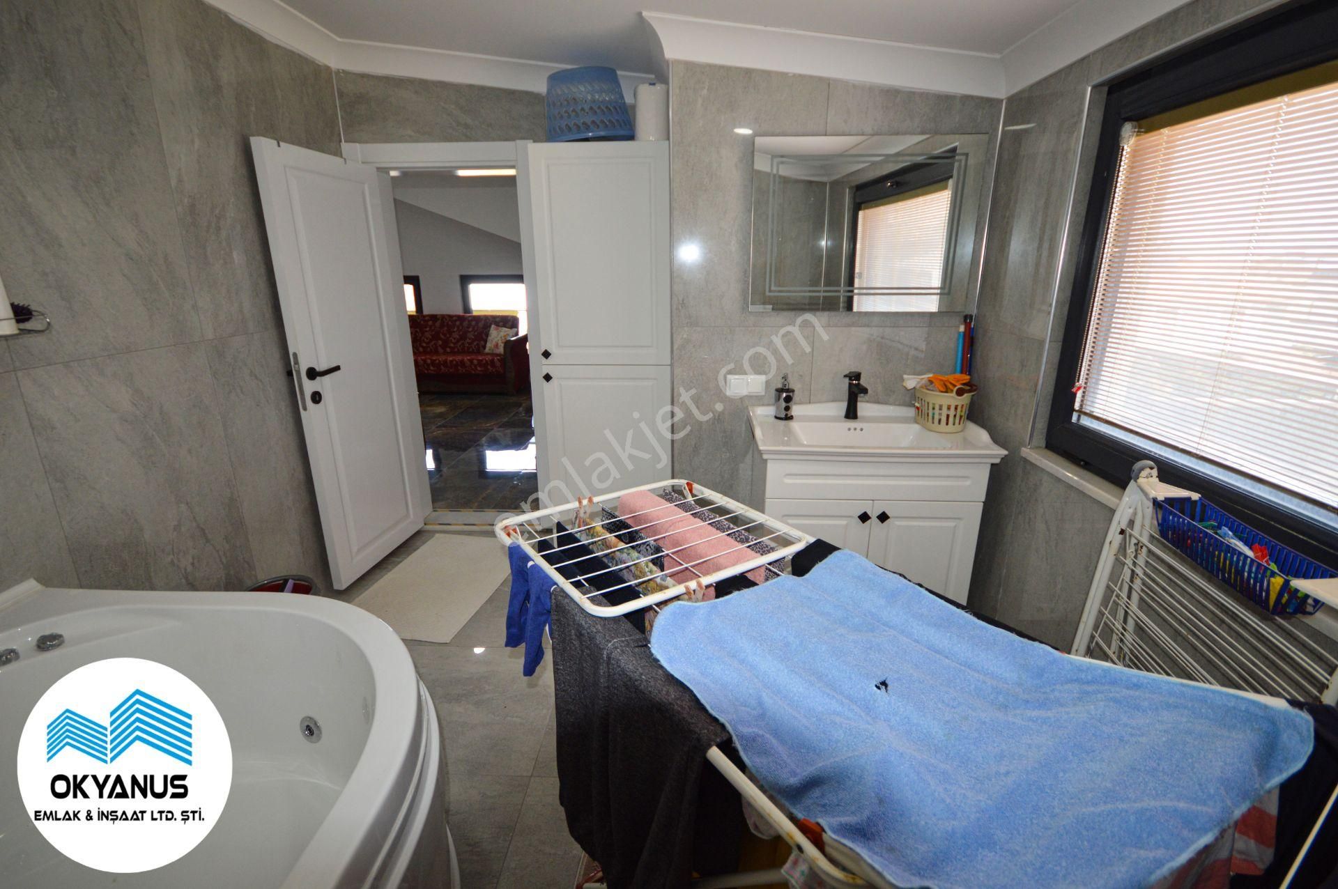 Kocaali Sahilde Müstakil Havuzlu Bahçeli Jakuzili Şık Villa Okyanustan - Görsel 30