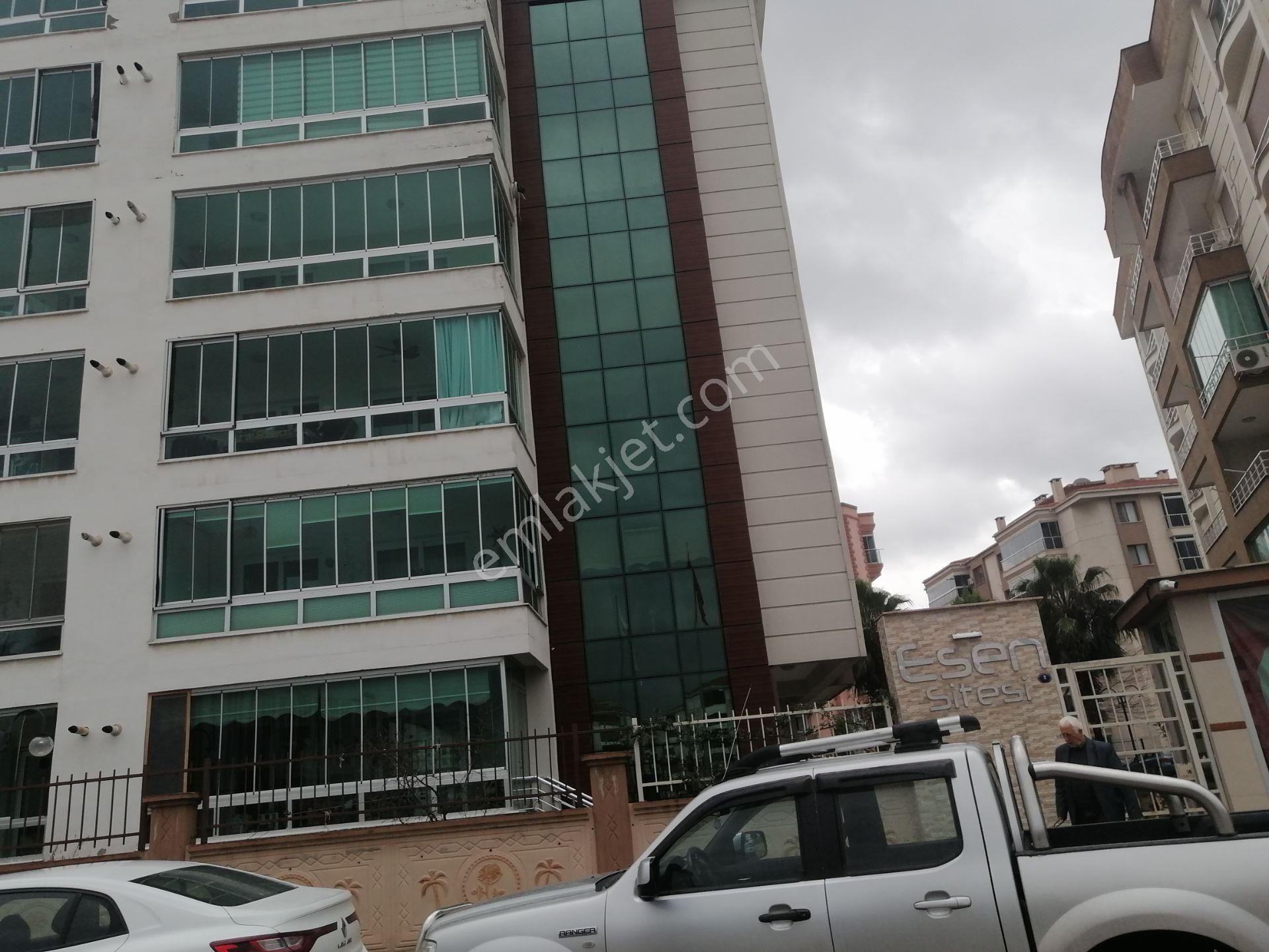 İzmir Torbalı Gold Emlaktan Kiralık 3x1 Full Daire