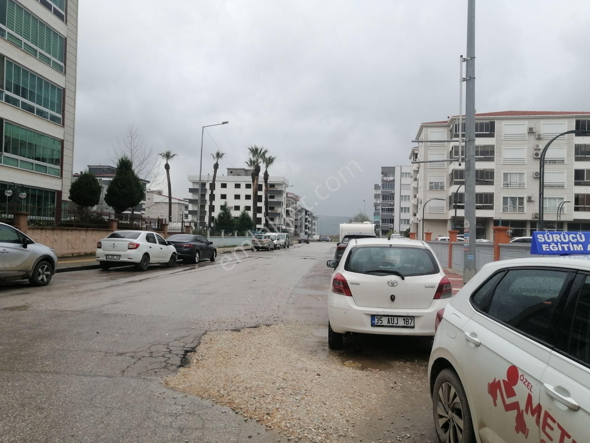 İzmir Torbalı Gold Emlaktan Kiralık 3x1 Full Daire - Görsel 28