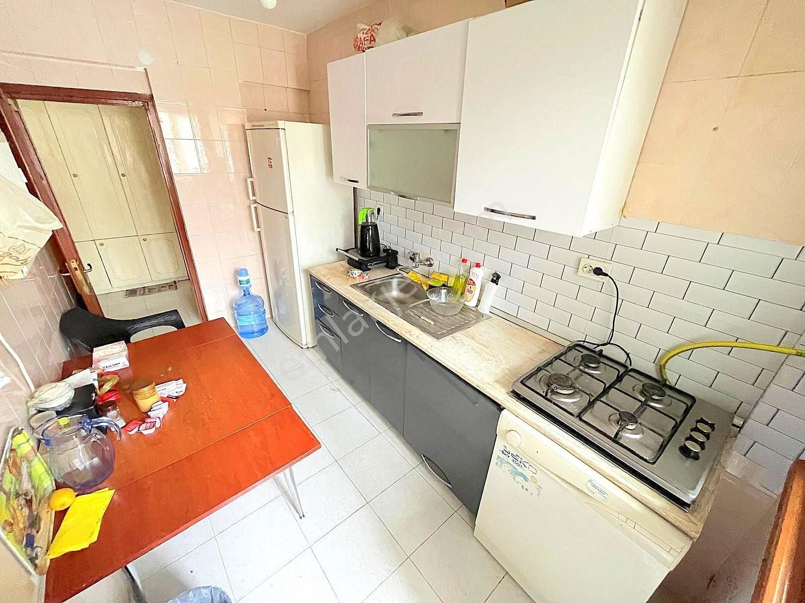 ▃birikim▃ Küçükyalı'da Az Katlı Bakımlı Binada Ön Cephe Boş 3+1! - Görsel 9