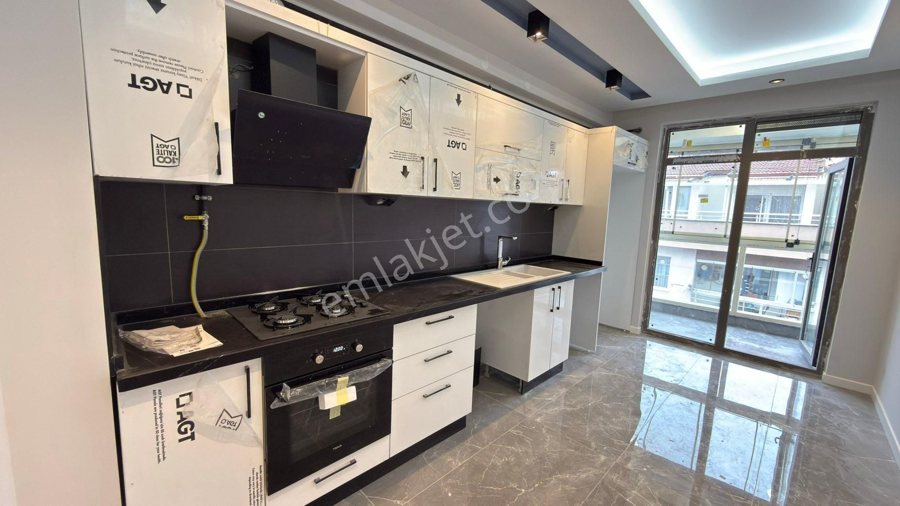120 Metre² Ankastreli Ulusal Egemenlik Bulvarına Yakın - Görsel 5