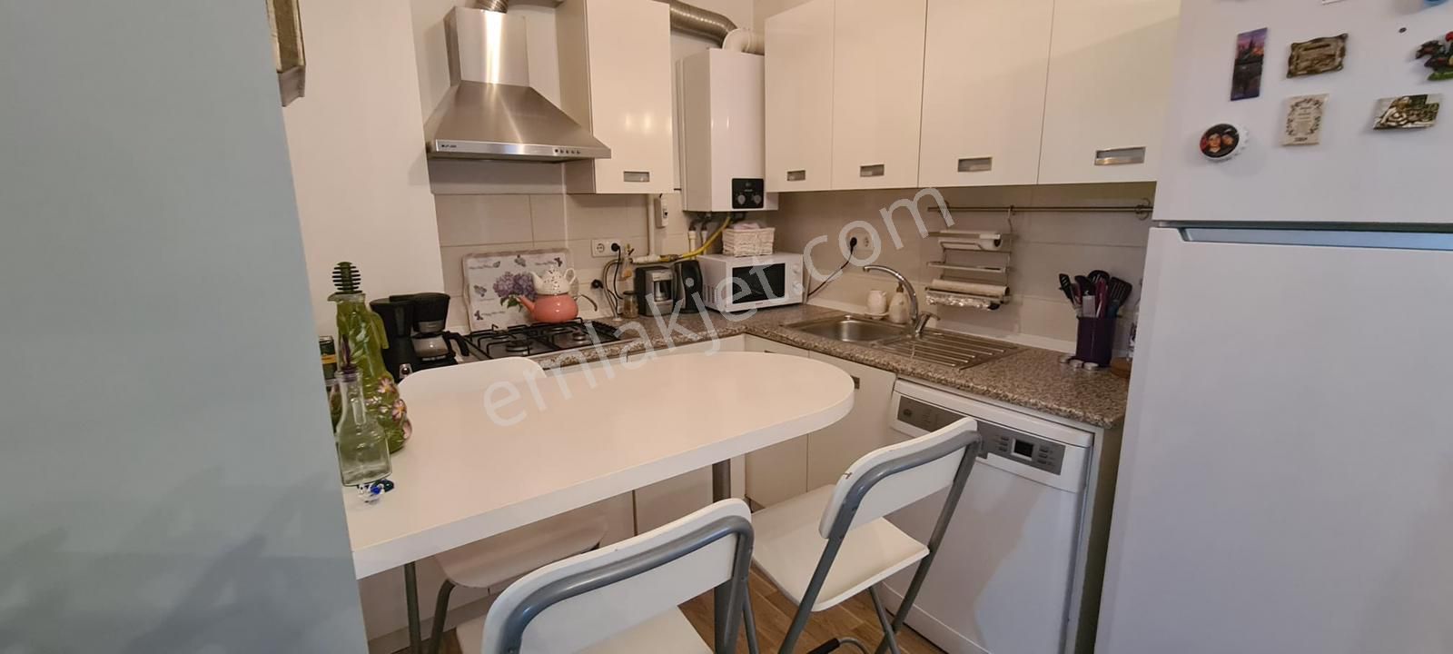 Gayrettepe Merkeze Çok Yakın 2+1 75 M2 Genç Binada Lüks Full Eşyalı 25 M2 Teraslı Kombili Klimalı - Görsel 5