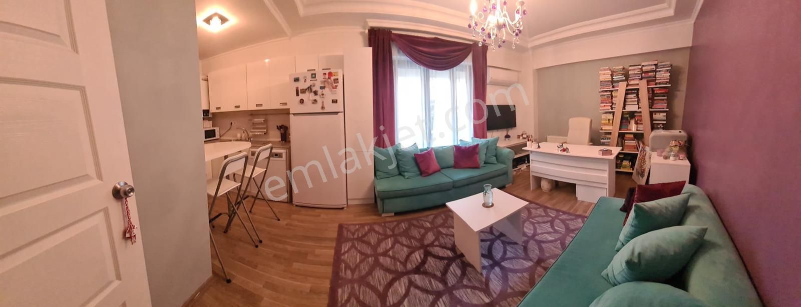 Gayrettepe Merkeze Çok Yakın 2+1 75 M2 Genç Binada Lüks Full Eşyalı 25 M2 Teraslı Kombili Klimalı