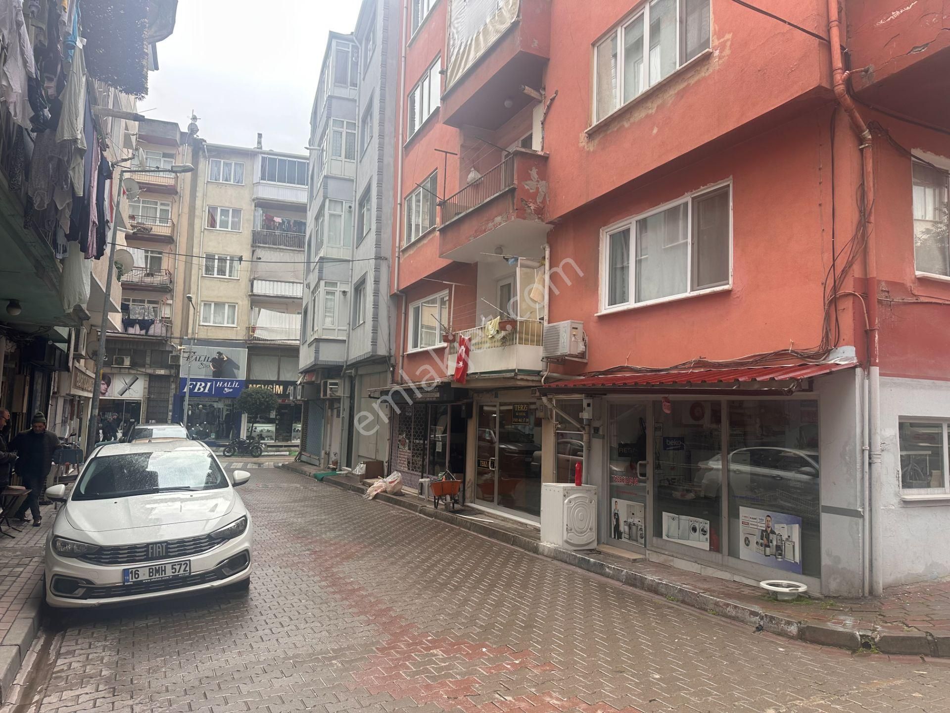 C21 Cius; Gemlik Şehir Merkezinde Satılık 3+1 Arakat Daire - Görsel 23