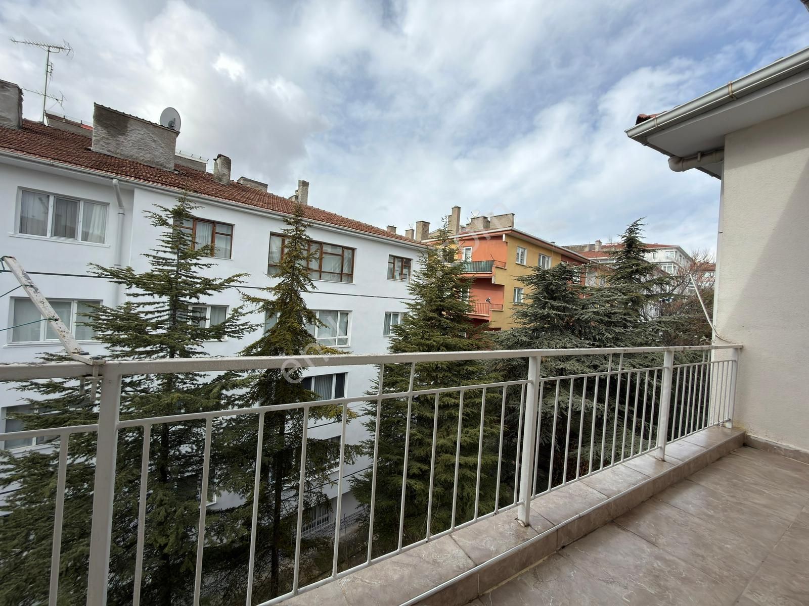 Kariyerden Etlik Merkezde Yapılı 2+1 Ara Kat Daire - Görsel 10