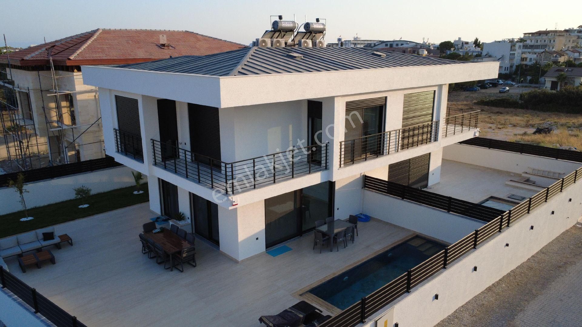 Didim Altınkum Yeşilkente Mühteşem Havuzlu Villa - Görsel 3