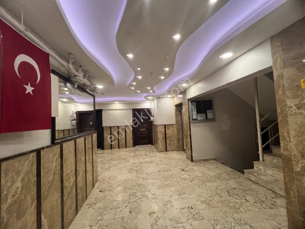 Beylikdüzü Adnan Kahveci Banksis Sitesinde 175m2 Satılık Daire - Görsel 31