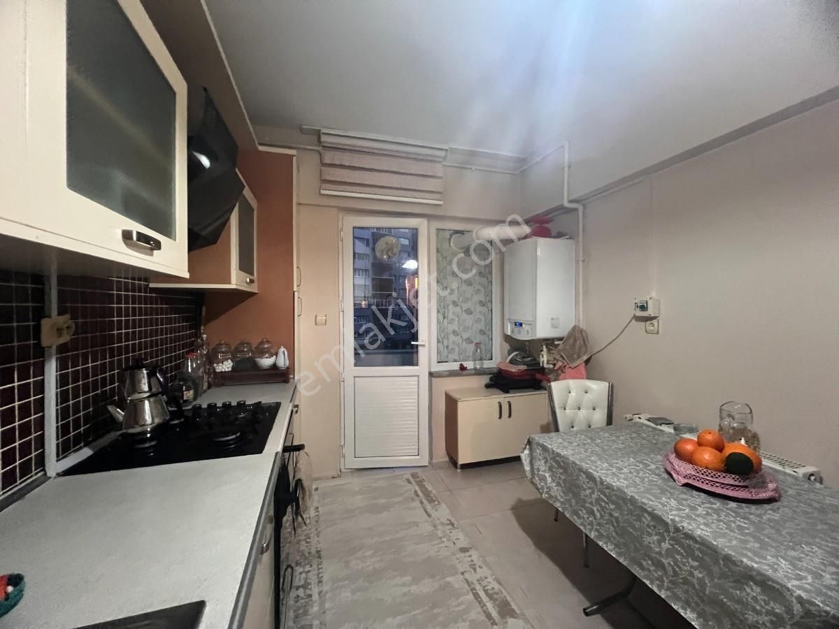 Beylikdüzü Adnan Kahveci Banksis Sitesinde 175m2 Satılık Daire - Görsel 15