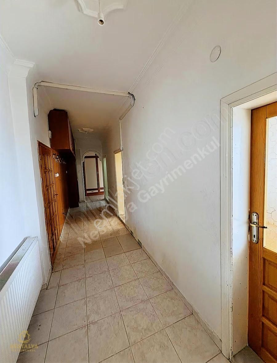 Elmalı Merkezde 160 M2 Doğalgazlı 4+1 Satılıkdaire - Görsel 2