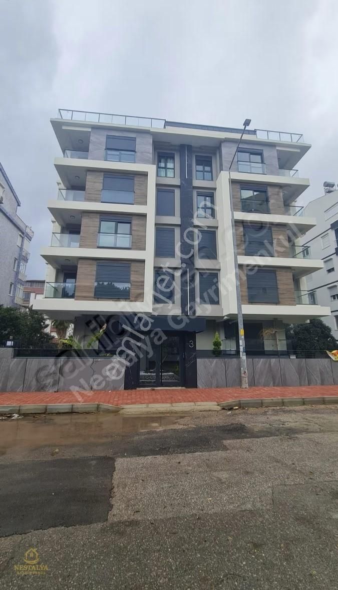 Konyaaltı'nda Denize 200 Metre 2+1 Sıfır Lüks Satılık Daire - Görsel 23