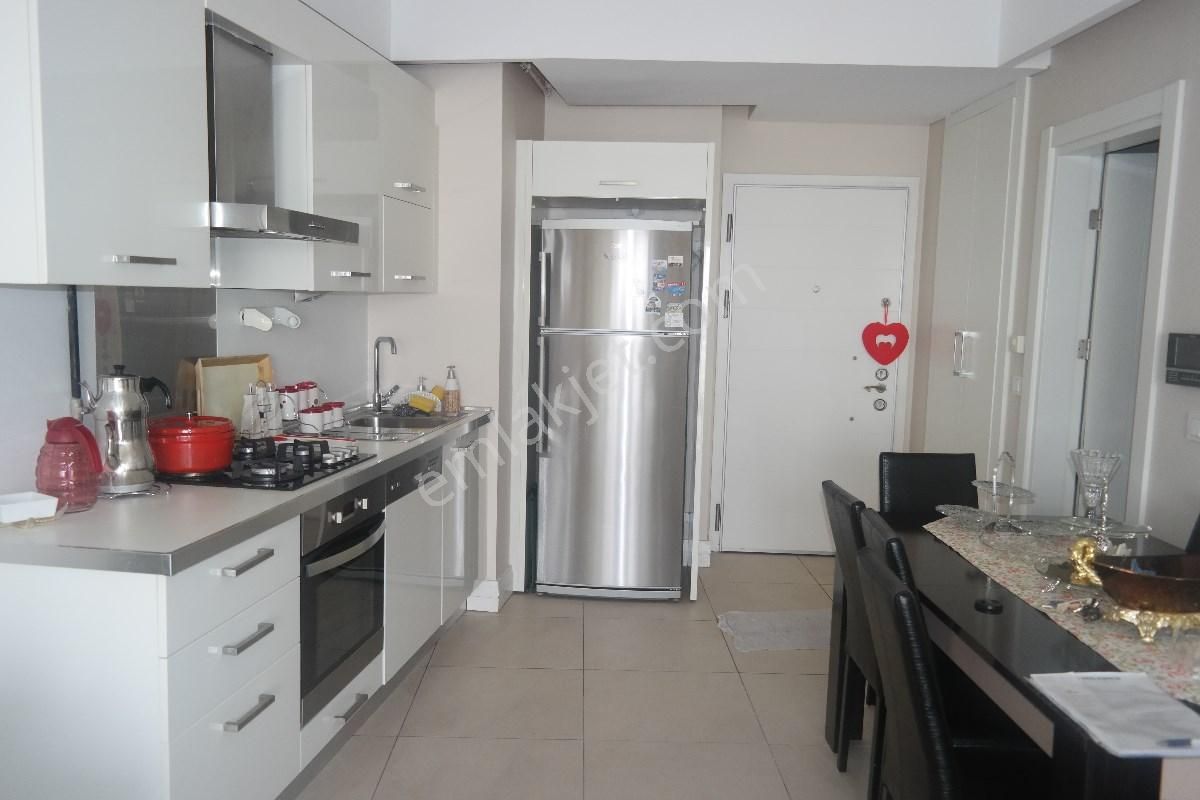 Halkalı Atakent İstanbul Sarayları Nda 1+1 Eşyalı Satılık Daire - Görsel 23