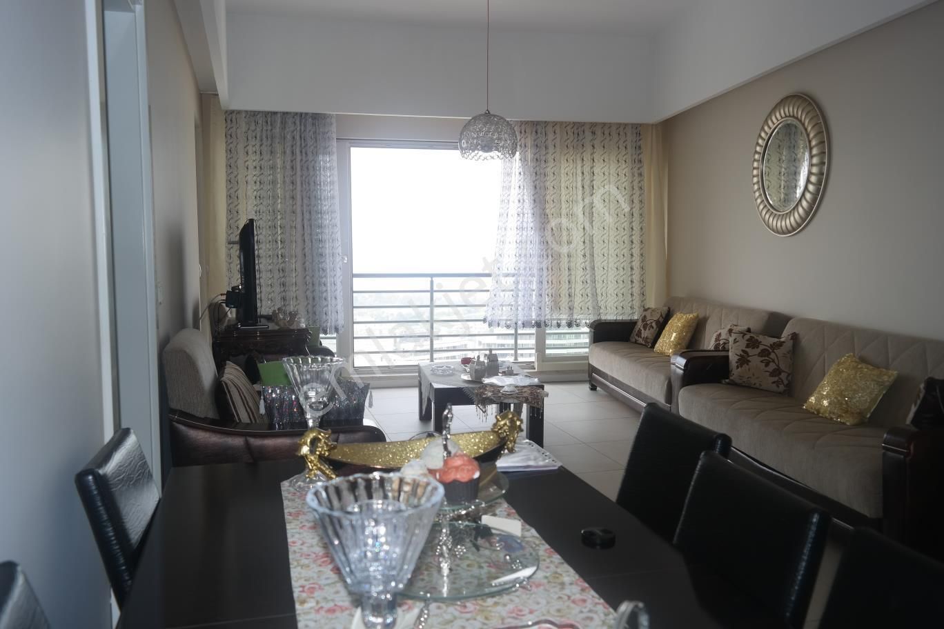 Halkalı Atakent İstanbul Sarayları Nda 1+1 Eşyalı Satılık Daire - Görsel 17