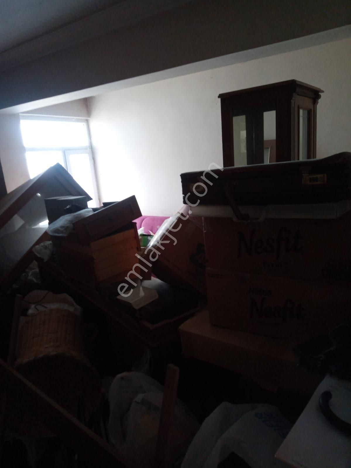 Uğur Emlaktan Yeni Mah Cadde Üzerinde 2+1 2. Kat Merkezde Daire - Görsel 17