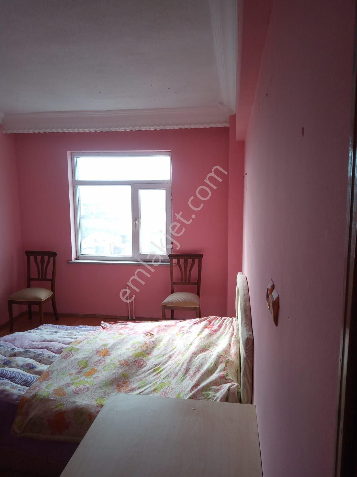 Uğur Emlaktan Yeni Mah Cadde Üzerinde 2+1 2. Kat Merkezde Daire - Görsel 7