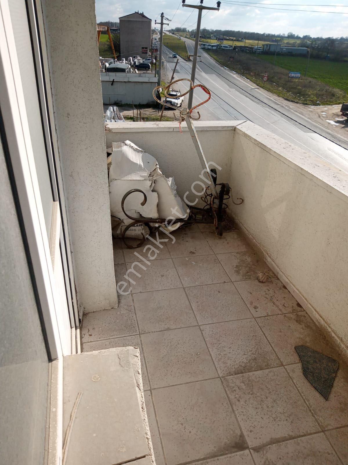 Uğur Emlaktan Yeni Mah Cadde Üzerinde 2+1 2. Kat Merkezde Daire - Görsel 21