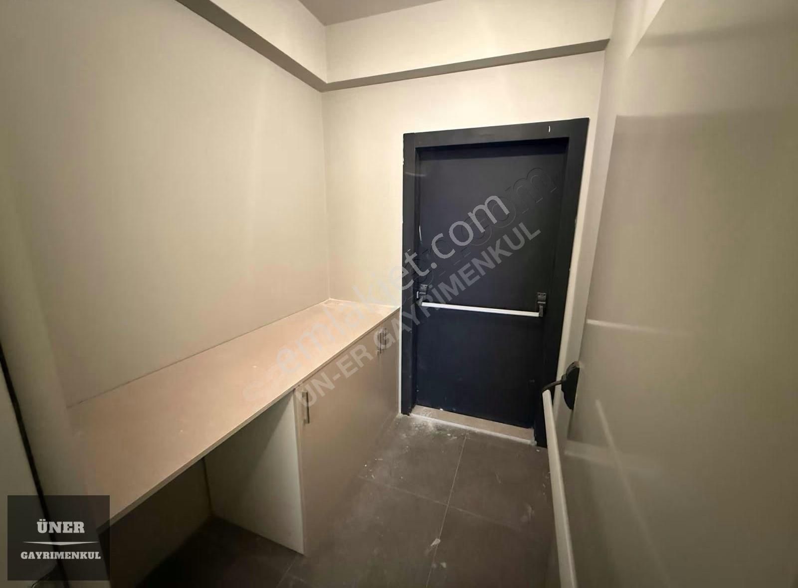 *üner* Semt Yeniköy Site İçerisinde 3+1 Lüks Kiralık Daire - Görsel 30