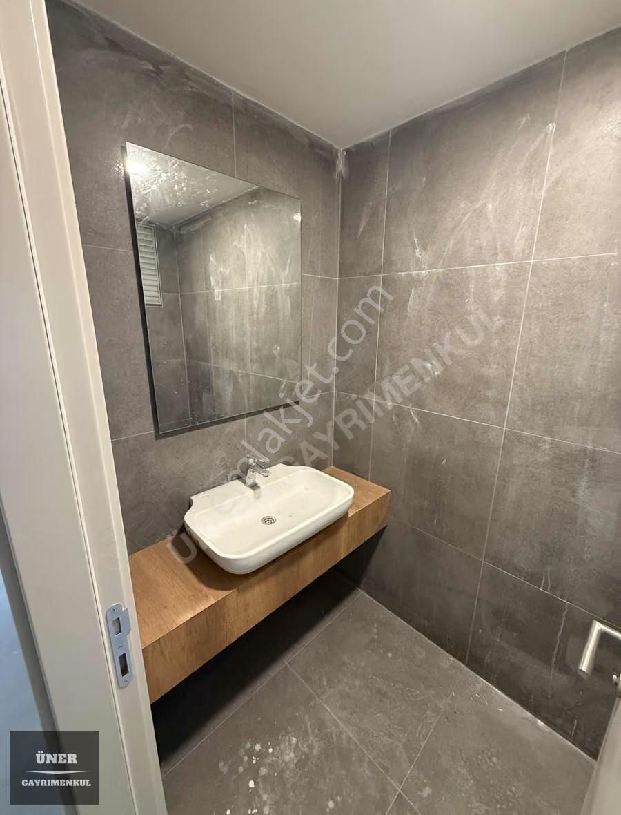 *üner* Semt Yeniköy Site İçerisinde 3+1 Lüks Kiralık Daire - Görsel 12
