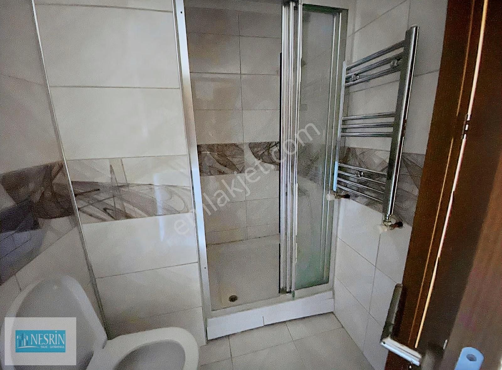 Nesrin Emlak Tecrübesiyle Kapalı Otoparklı Ebeveynli Lüks 2+1 - Görsel 6