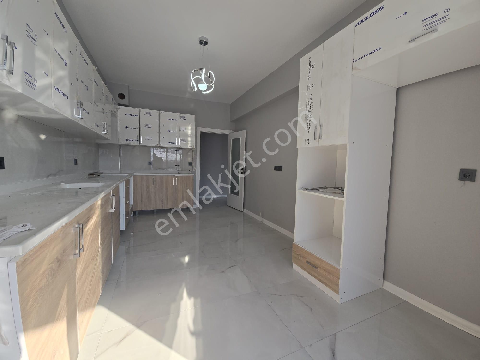 Protokol Yoluna 300 Mt Anahtar Teslim 4+1 Ön Cephe Full+full - Görsel 3