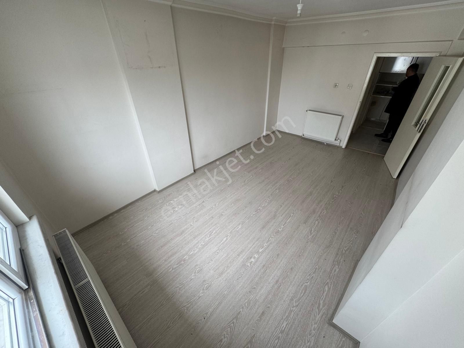 Sincan Akşemsettin Mah'de Cadde Üzerinde Geniş Satılık 3+1 Daire - Görsel 23