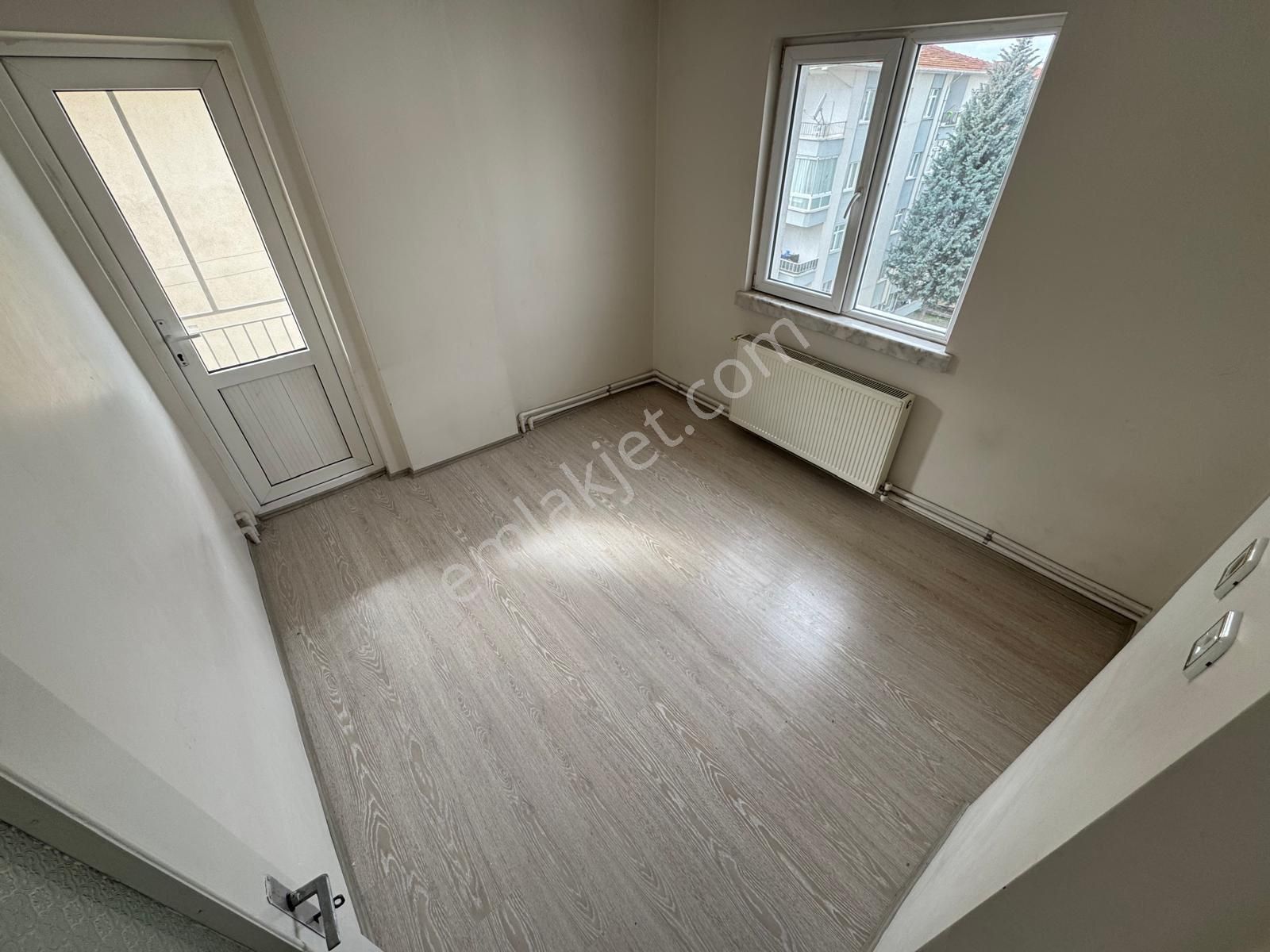 Sincan Akşemsettin Mah'de Cadde Üzerinde Geniş Satılık 3+1 Daire - Görsel 15