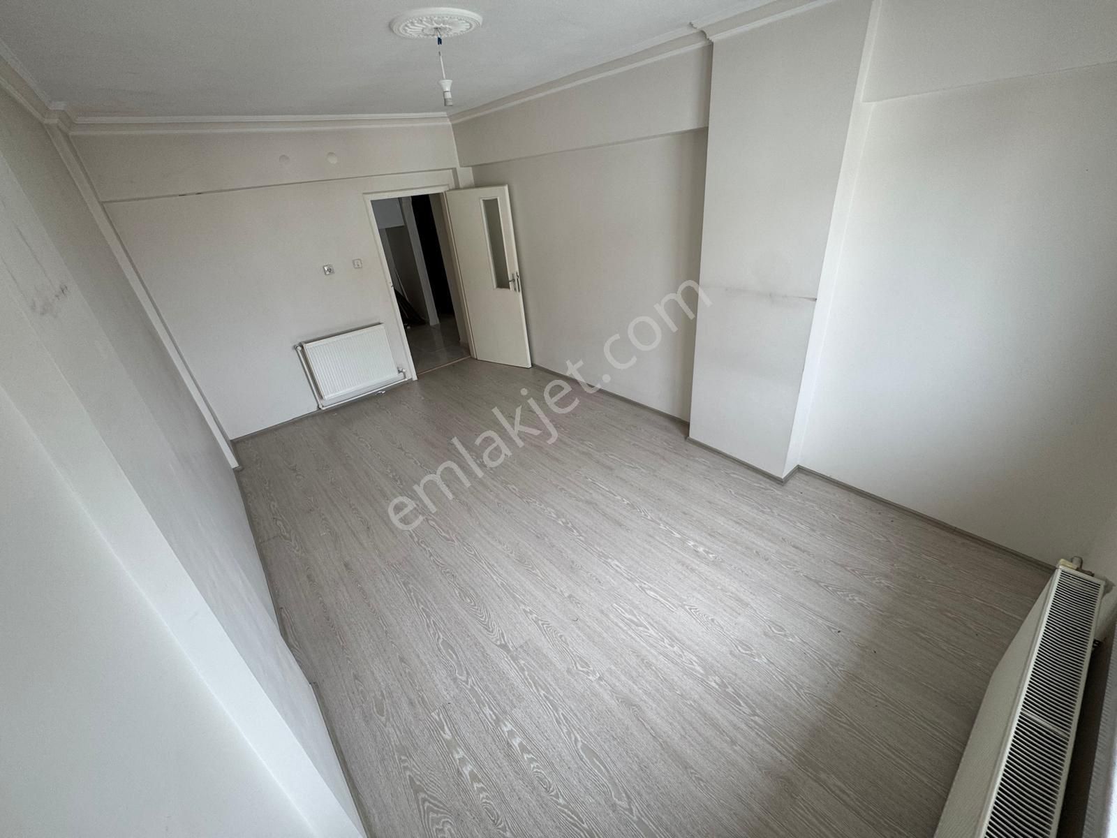 Sincan Akşemsettin Mah'de Cadde Üzerinde Geniş Satılık 3+1 Daire - Görsel 24