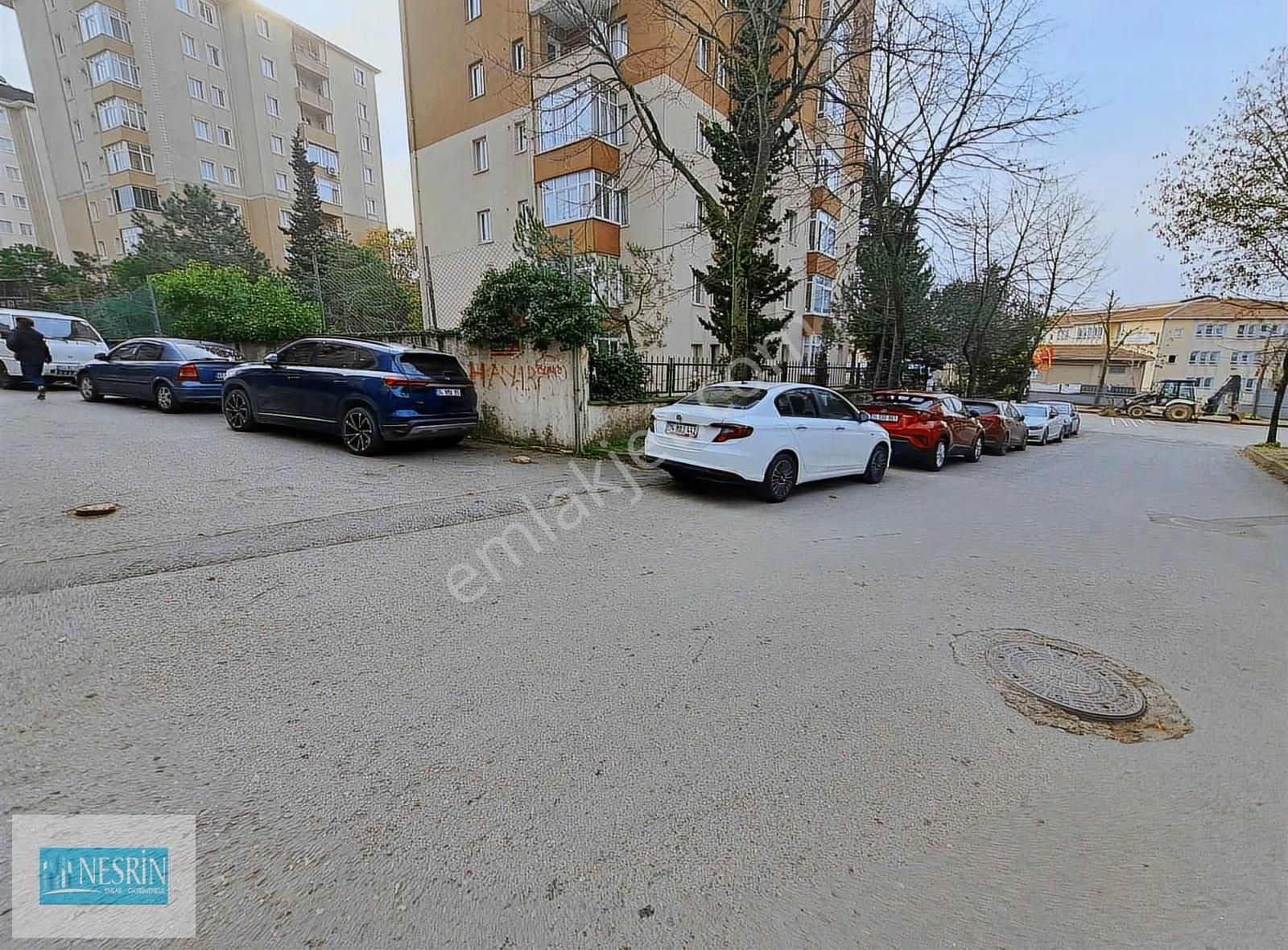 Nesrin Emlak Farkıyla Caddeye Okullara Yakın Oturmaya Hazır 2+1 - Görsel 15