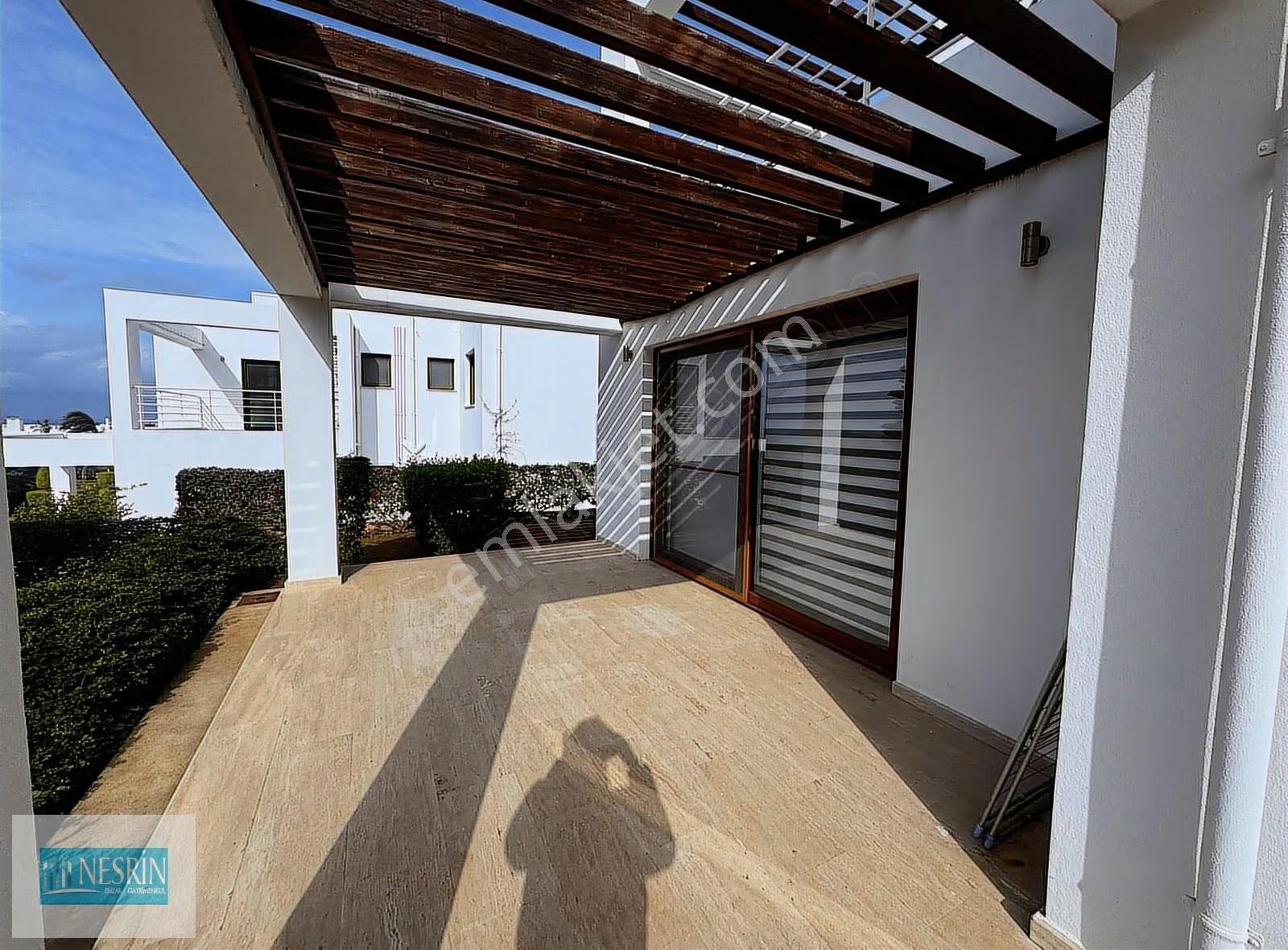 Kuzey Kıbrıs Girne Esentepe'de 3+1 Satılık Muhteşem Daire - Görsel 16