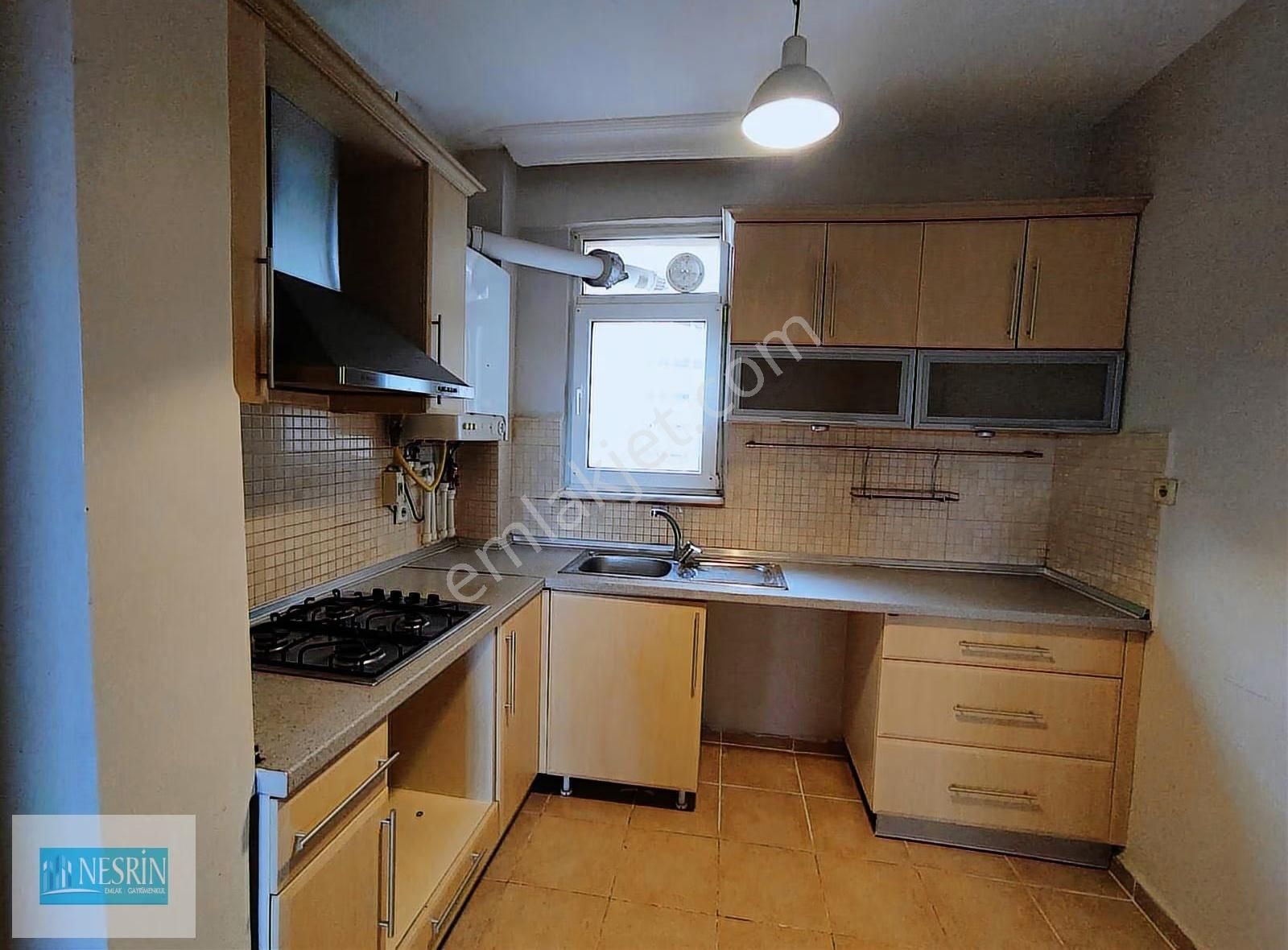 Nesrin Emlak Ayrıcalığı İle Caddeye Şelale Parka Yakın 2+1 - Görsel 7