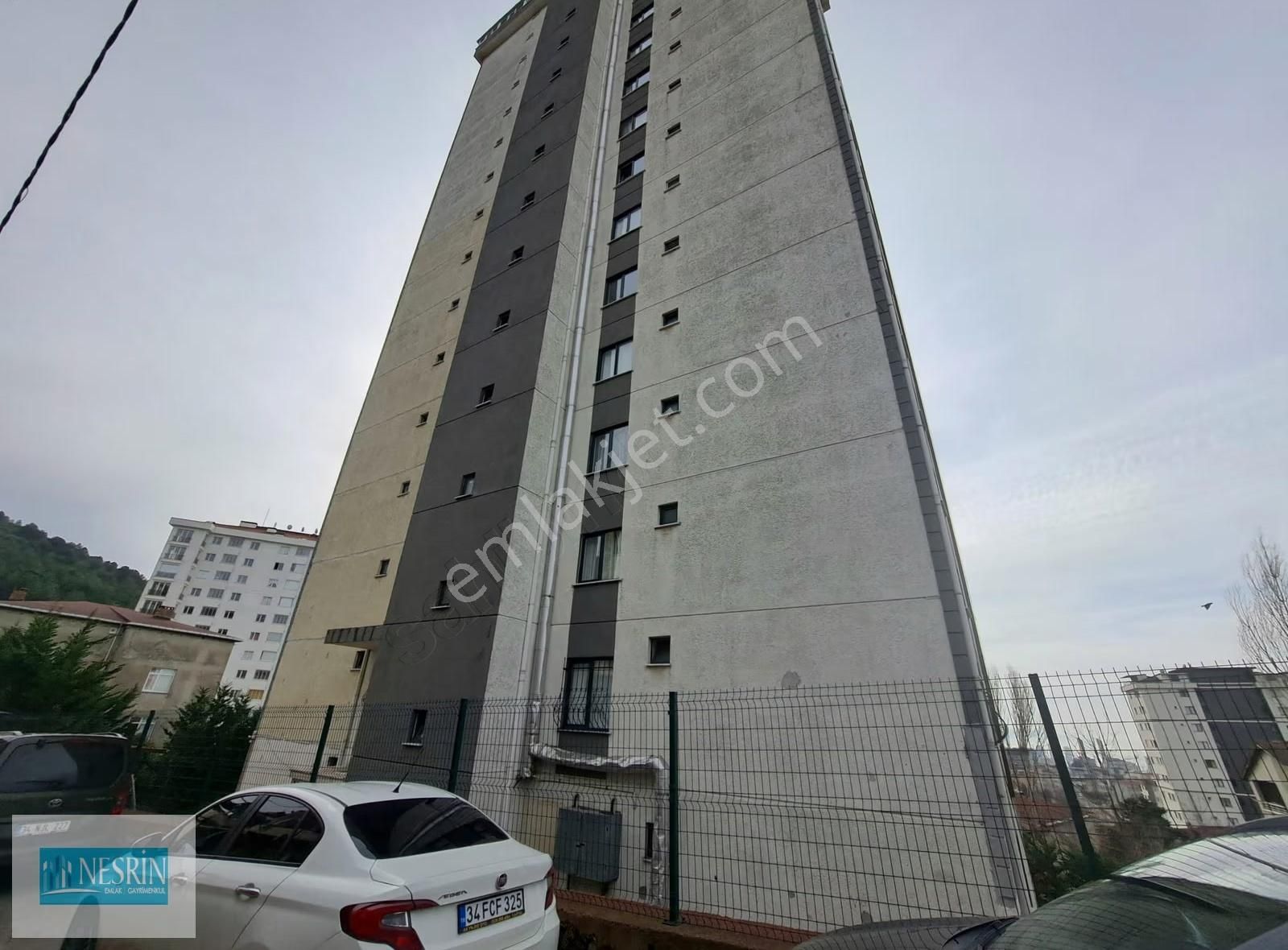 Nesrin Emlak Ayrıcalığı İle Genç Binada Deniz Orman Manzaralı - Görsel 27